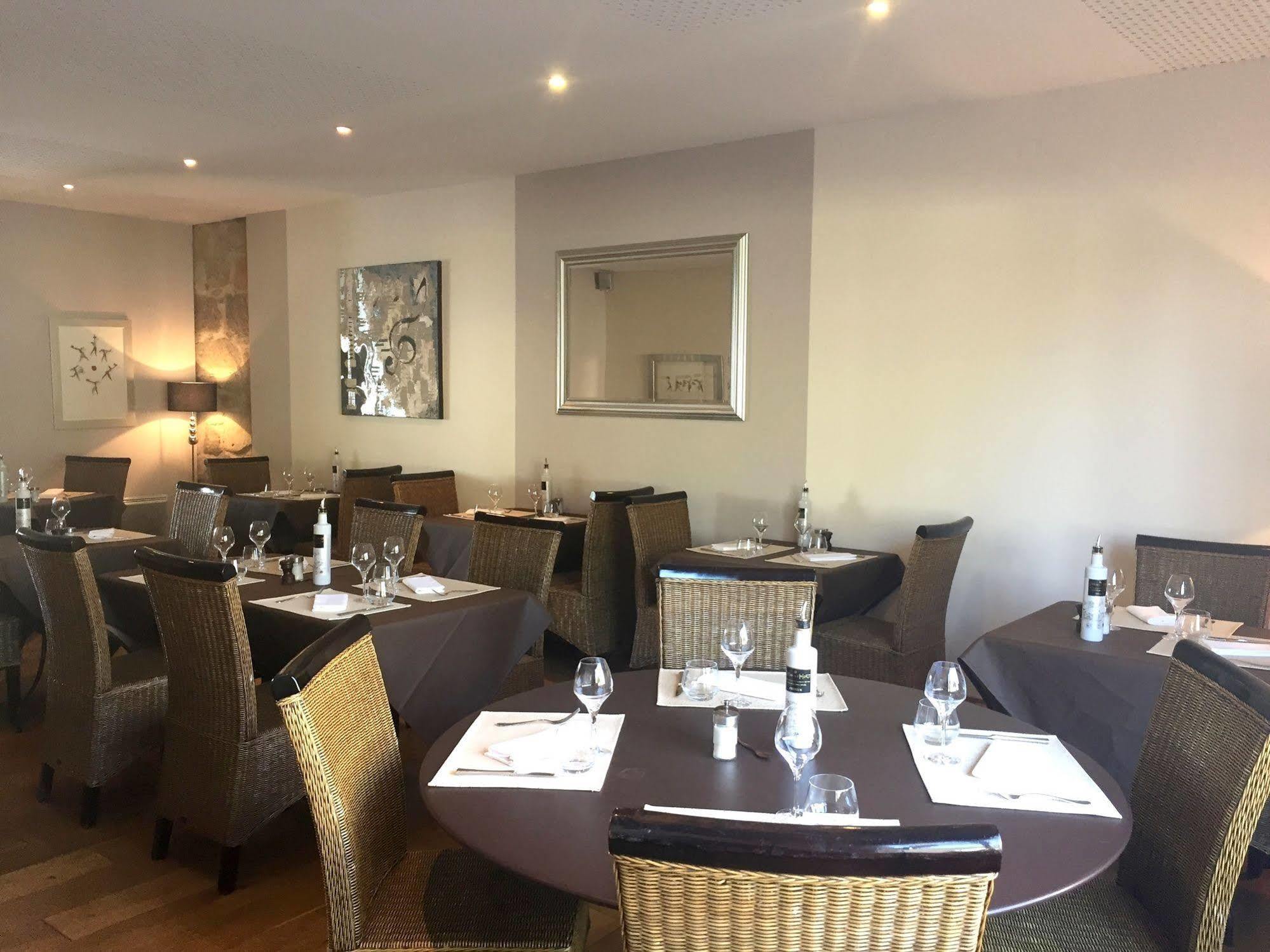 Logis Auberge Cote Jardin Hotel Lézignan-Corbières Eksteriør billede